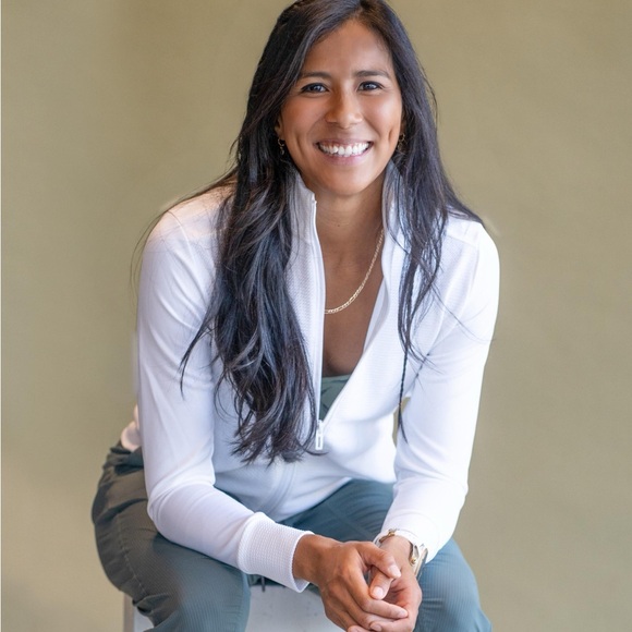 Meet your Posher, Joy - Picture 2 of 5